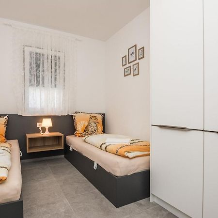 Apartment Spanic 1 Vir Eksteriør billede