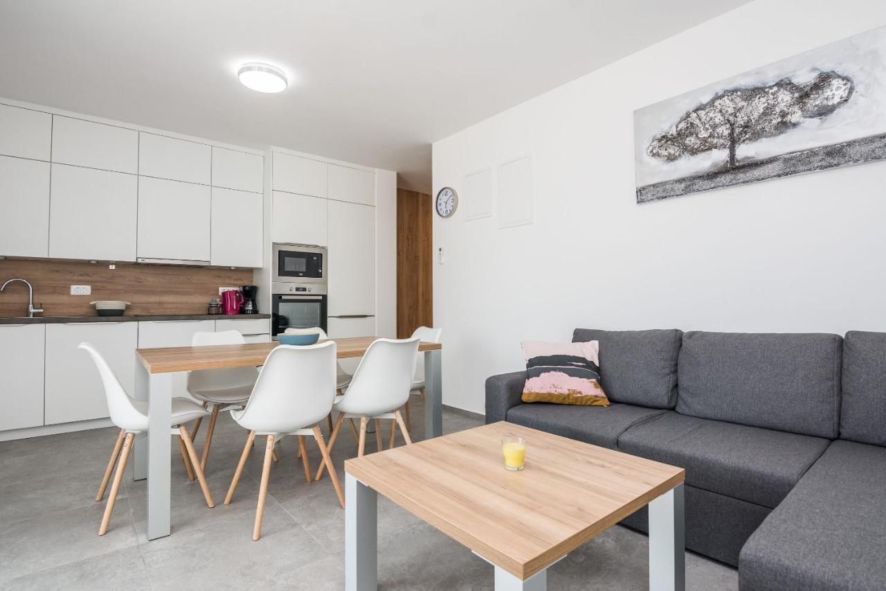Apartment Spanic 1 Vir Eksteriør billede