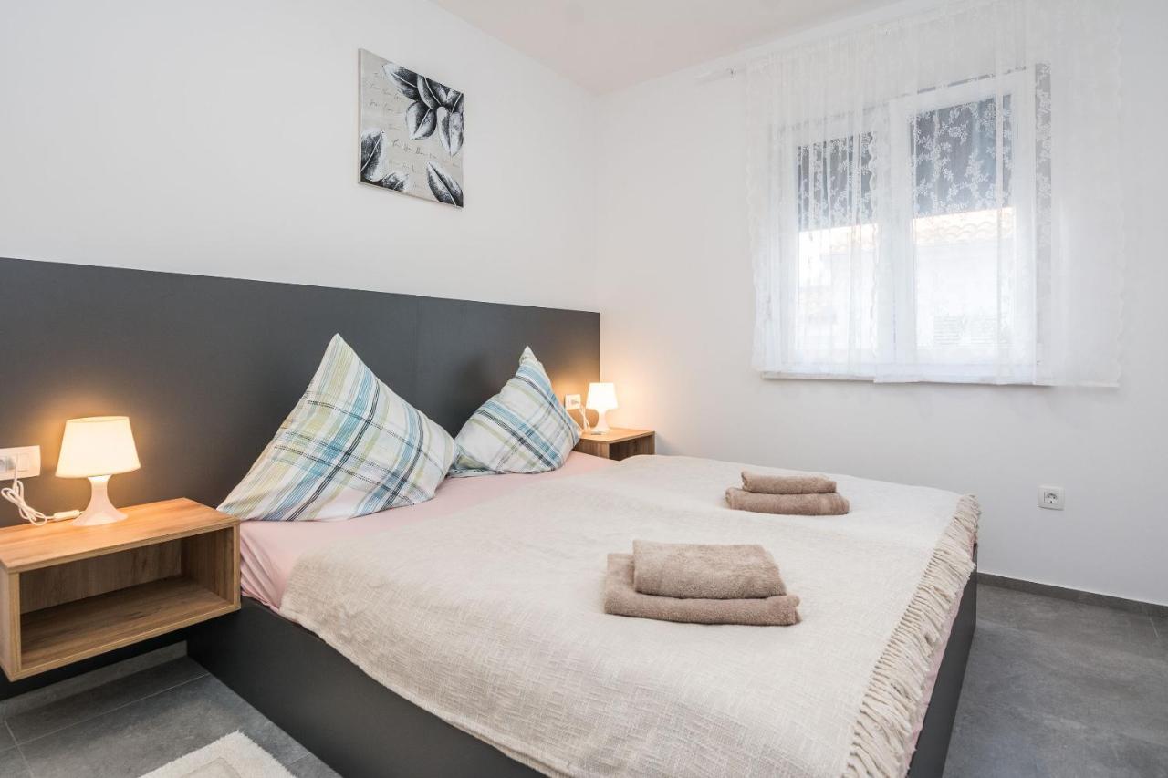 Apartment Spanic 1 Vir Eksteriør billede