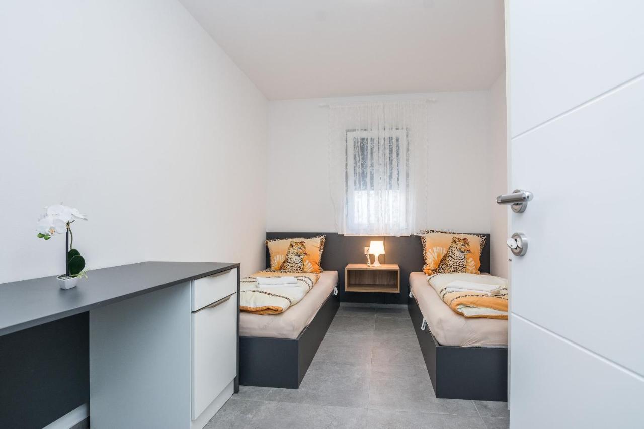 Apartment Spanic 1 Vir Eksteriør billede