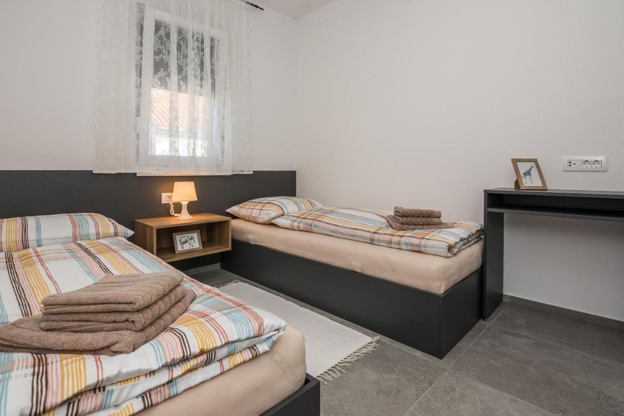 Apartment Spanic 1 Vir Eksteriør billede